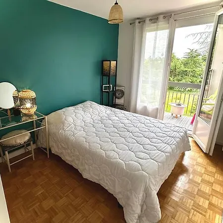 Daire Superbe, 3 Chambres, Au Calme, Parkings